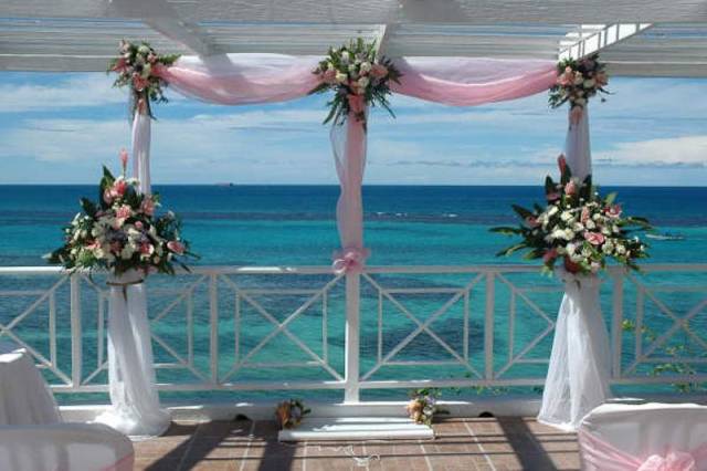Hibiscus Lodge Ocho Rios