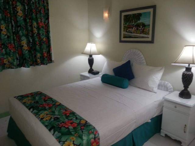 Worthing Court Hotel Barbados