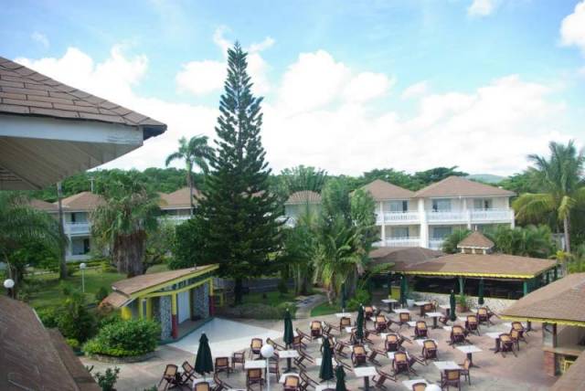 Club Ambiance Resort And Spa