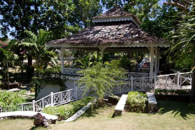 Hibiscus Lodge Ocho Rios