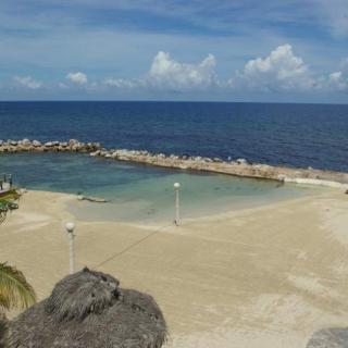 Club Ambiance Resort And Spa