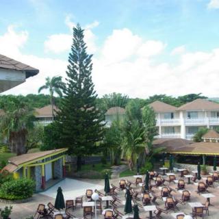 Club Ambiance Resort And Spa