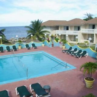 Club Ambiance Resort And Spa
