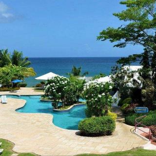 Tropikist Beach Hotel And Resort